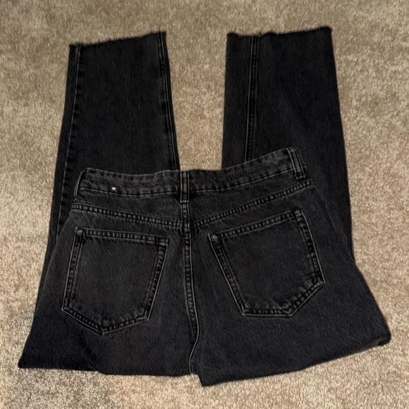 MANGO Blanca Straight Crop Raw Edge Hem Black Jeans - size 4. B4 - Picture 5 of 5